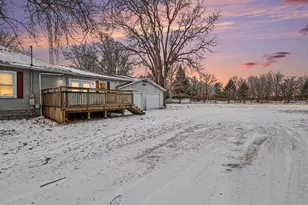 18 Genesse St, LaCrosse, IN 46348 - Photo 5