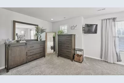 1201 Tower Lane, Chesterton, IN 46304 - Photo 15