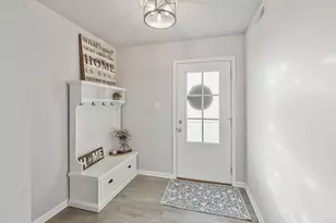 1201 Tower Ln, Chesterton, IN 46304 - Photo 9