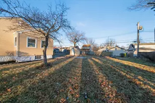 423 N Cline Ave, Griffith, IN 46319 - Photo 33