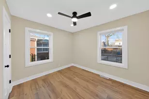 423 N Cline Ave, Griffith, IN 46319 - Photo 13