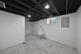 423 N Cline Ave, Griffith, IN 46319 - Photo 23