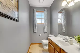 215 Talon Dr, Valparaiso, IN 46385 - Photo 19