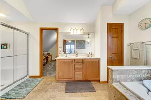 215 Talon Dr, Valparaiso, IN 46385 - Photo 17