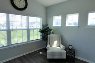 636 E 119th Pl, Crown Point, IN 46307 - Photo 11