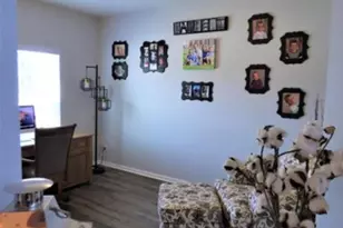 636 E 119th Pl, Crown Point, IN 46307 - Photo 3