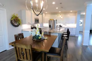 636 E 119th Pl, Crown Point, IN 46307 - Photo 7