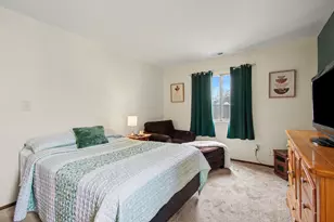 2023 Hawthorne Ln, Chesterton, IN 46304 - Photo 15