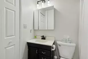 2023 Hawthorne Ln, Chesterton, IN 46304 - Photo 17