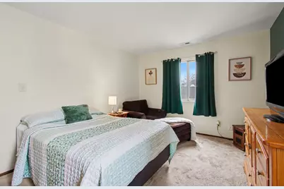 2023 Hawthorne Lane, Chesterton, IN 46304 - Photo 17