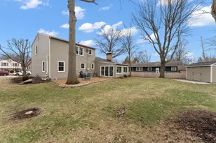 3705 Hemlock Dr, Valparaiso, IN 46383 - Photo 29