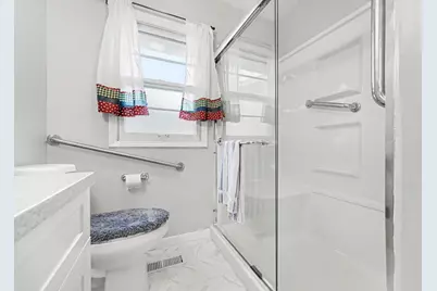 814 W Woodside Drive, Griffith, IN 46319 - Photo 9