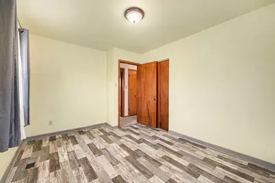 814 W Woodside Drive, Griffith, IN 46319 - Photo 11