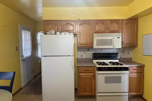 814 W Woodside Dr, Griffith, IN 46319 - Photo 7