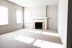 200 W 36th Pl, Gary, IN 46408 - Photo 3