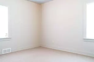 200 W 36th Pl, Gary, IN 46408 - Photo 9