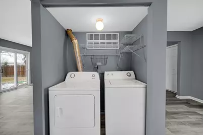 1116 W 59th Place, Merrillville, IN 46410 - Photo 9