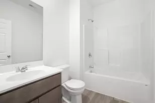 7076 Johnson St, Merrillville, IN 46410 - Photo 15