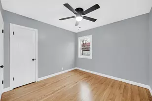 541 Taft Pl, Gary, IN 46404 - Photo 9