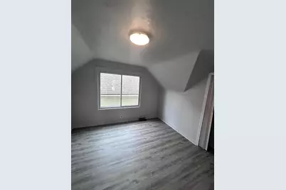 1224 W 15th Avenue, Gary, IN 46407 - Photo 5