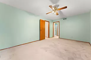 12480 Acorn Ct, Saint John, IN 46373 - Photo 11