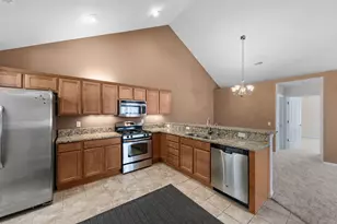 2340 Allison Cir, Valparaiso, IN 46383 - Photo 13