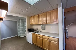 401 Wall St, Valparaiso, IN 46383 - Photo 5