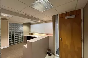 401 Wall St, Valparaiso, IN 46383 - Photo 3