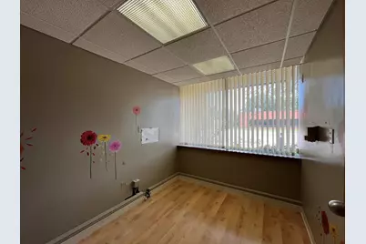 401 Wall Street #G, Valparaiso, IN 46383 - Photo 9