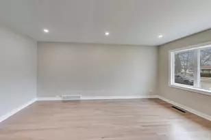 2022 38th St, Highland, IN 46322 - Photo 7