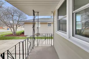 2022 38th St, Highland, IN 46322 - Photo 5