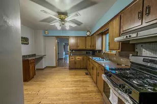 1218 120th St, Whiting, IN 46394 - Photo 7