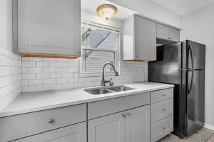 6622 Parrish Ave, Hammond, IN 46323 - Photo 7