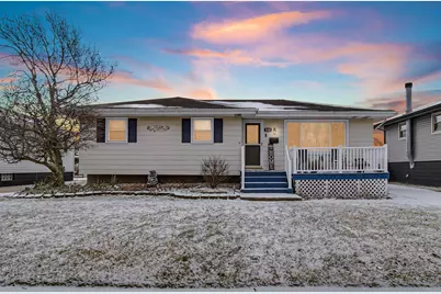 520 211th Street, Dyer, IN 46311 - Photo 1