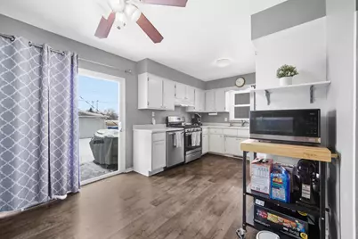 520 211th Street, Dyer, IN 46311 - Photo 5