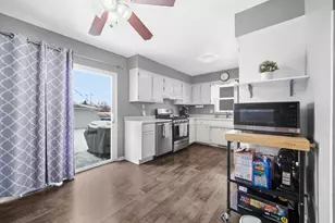 520 211th St, Dyer, IN 46311 - Photo 5