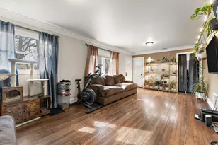 324 Maple St, Crown Point, IN 46307 - Photo 3