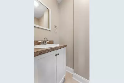 324 Maple Street, Crown Point, IN 46307 - Photo 7