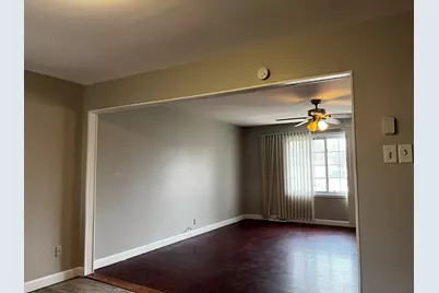 7709 Wallace Street, Merrillville, IN 46410 - Photo 5