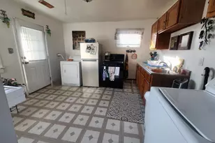 2152 Marshall Pl, Gary, IN 46404 - Photo 5