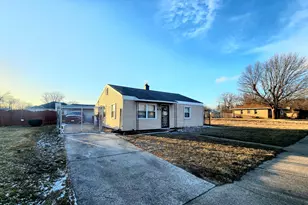 2152 Marshall Pl, Gary, IN 46404 - Photo 3