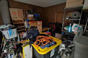 2031 S Daly Ave, Muncie, IN 47302 - Photo 5