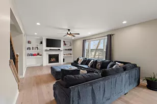 2062 Nolan Ave, Crown Point, IN 46307 - Photo 5