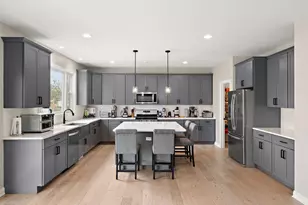 2062 Nolan Ave, Crown Point, IN 46307 - Photo 9