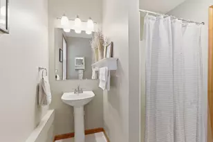 2726 N Goldring Rd, La Porte, IN 46350 - Photo 23