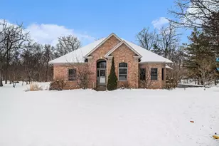 108 Lolabell Dr W, Valparaiso, IN 46385 - Photo 29