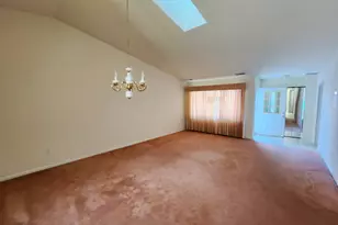 1727 Chestnut Dr, Crown Point, IN 46307 - Photo 3