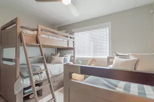 8127 Lake Shore Dr, Cedar Lake, IN 46303 - Photo 33