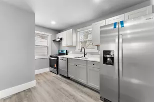 5069 Jefferson St, Gary, IN 46408 - Photo 9