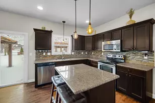 8 W Shakespeare Dr, Valparaiso, IN 46385 - Photo 3